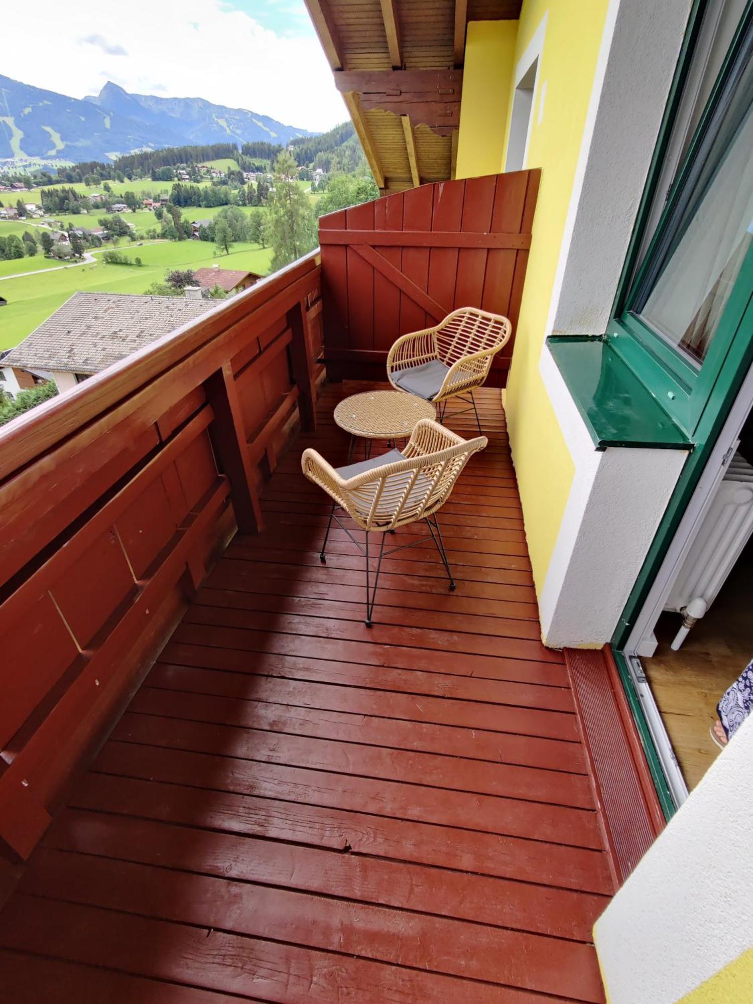 Mountain Hostel Ramsau am Dachstein Exteriör bild
