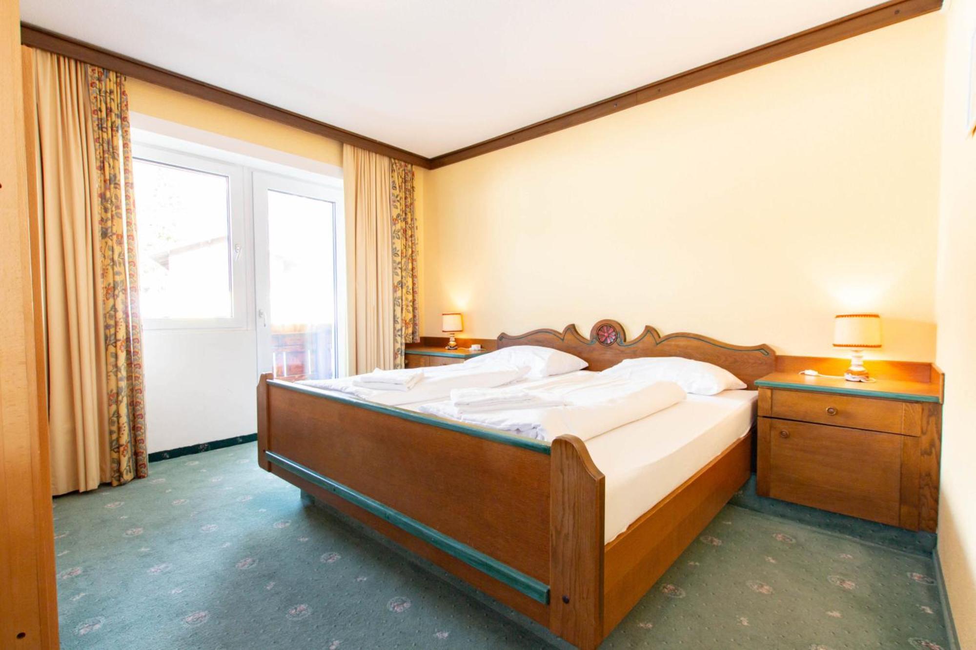 Mountain Hostel Ramsau am Dachstein Rum bild