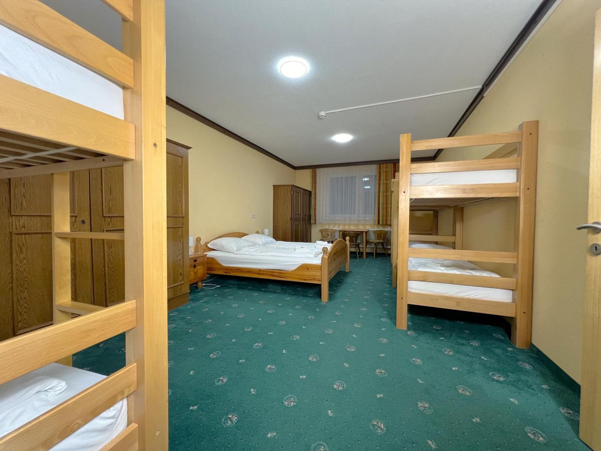 Mountain Hostel Ramsau am Dachstein Exteriör bild