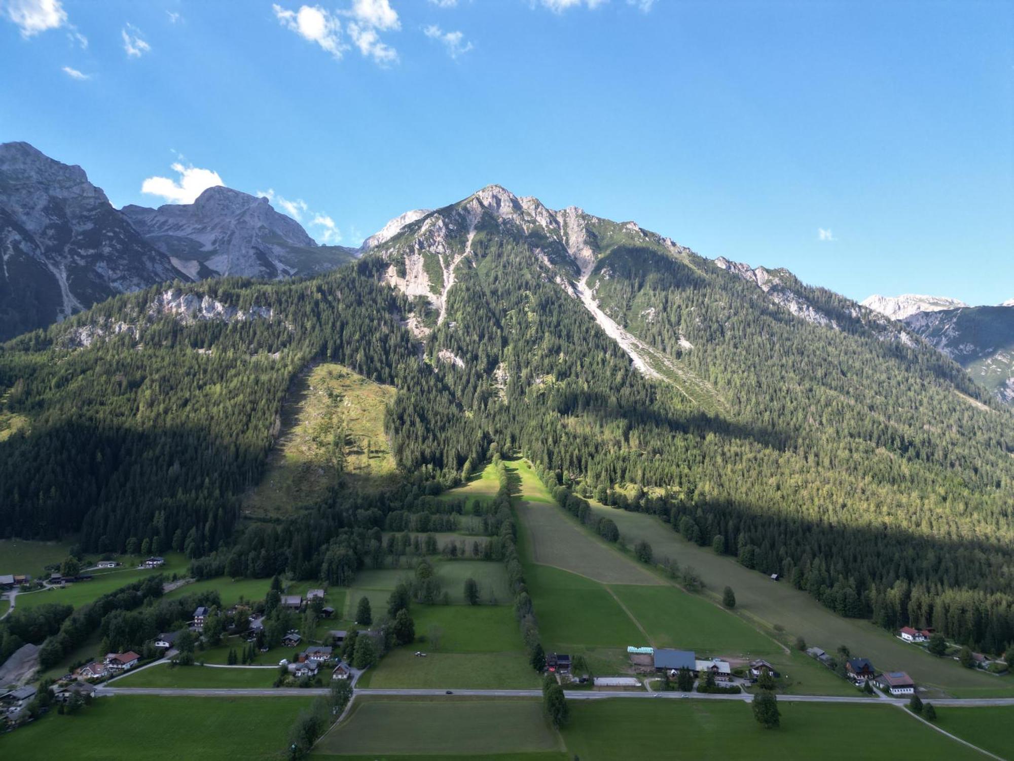 Mountain Hostel Ramsau am Dachstein Exteriör bild